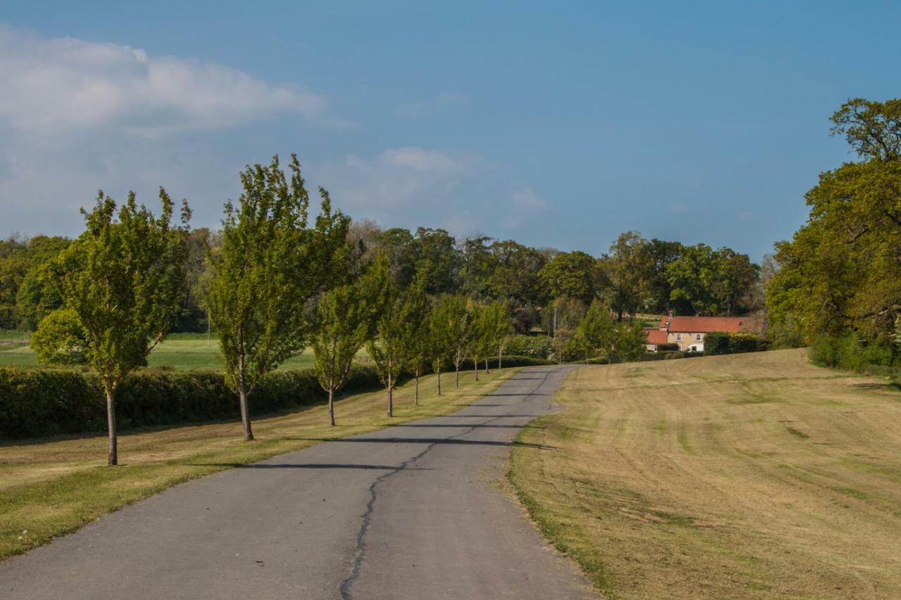 High Oaks Grange - Cottages Pickering Exterior foto